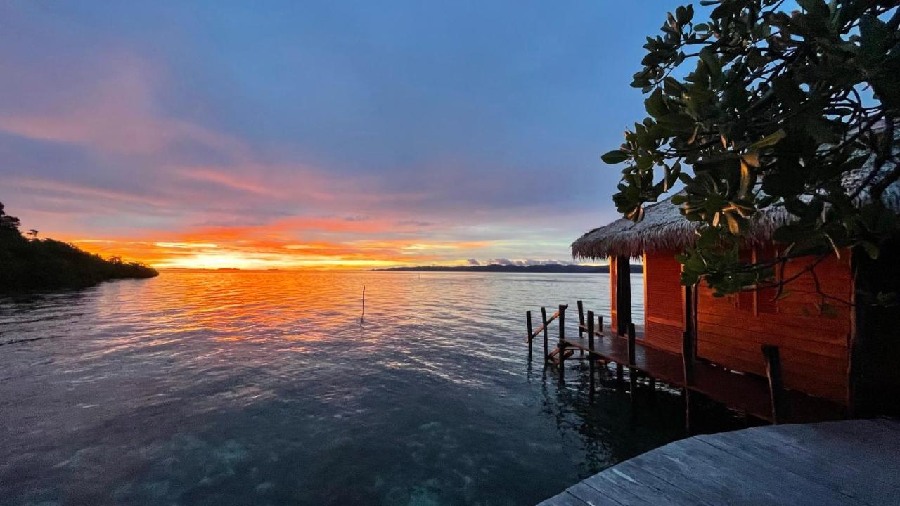 Nyande Raja Ampat Hotel Pulau Mansuar Bagian luar foto