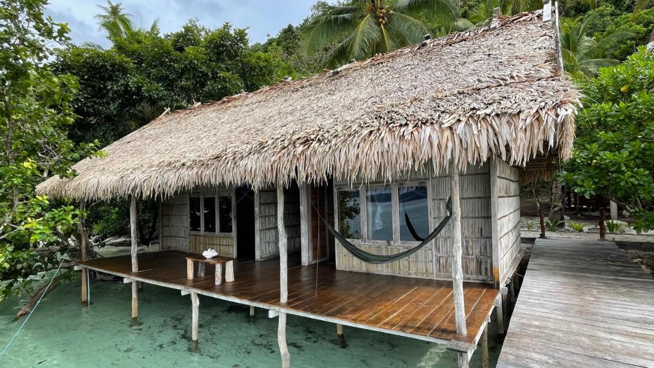 Nyande Raja Ampat Hotel Pulau Mansuar Bagian luar foto