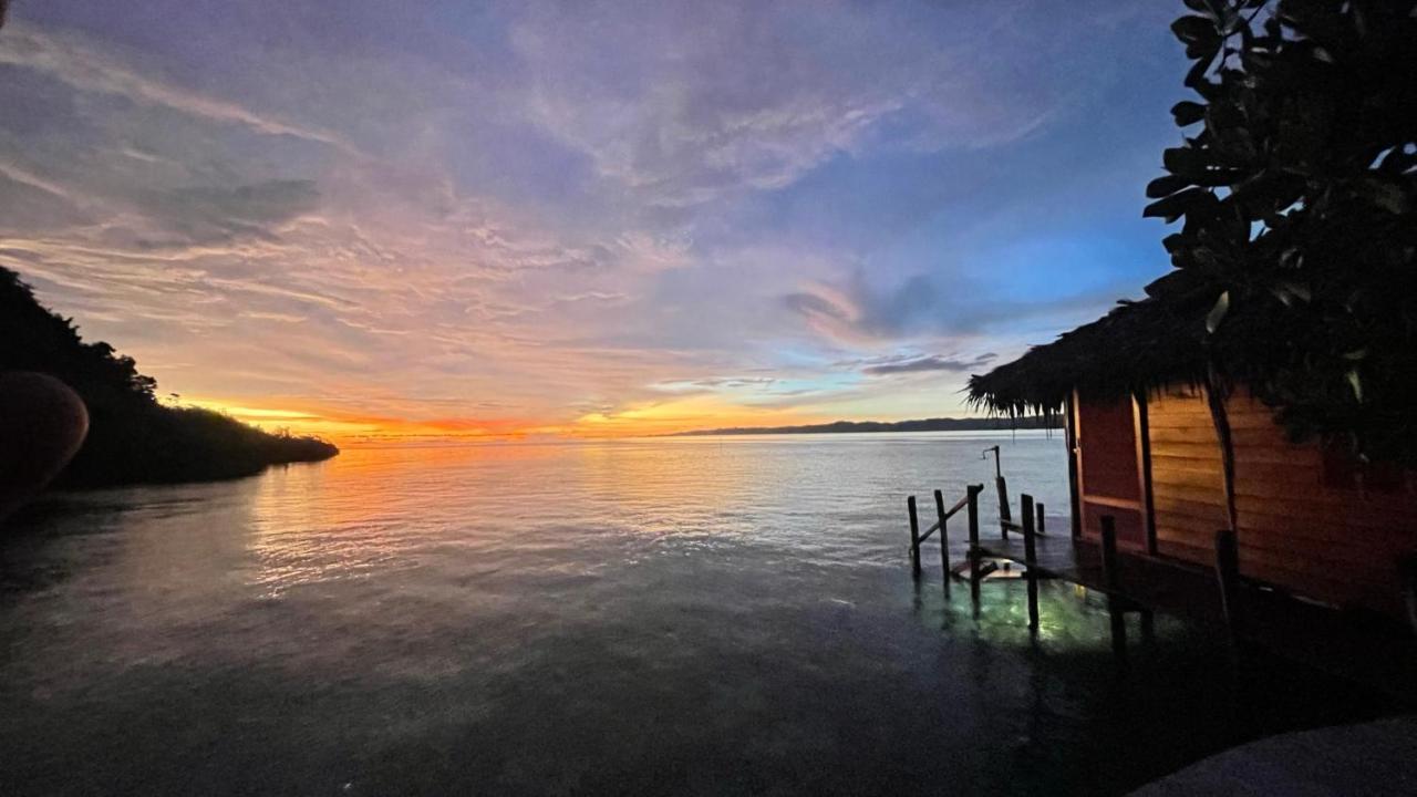 Nyande Raja Ampat Hotel Pulau Mansuar Bagian luar foto