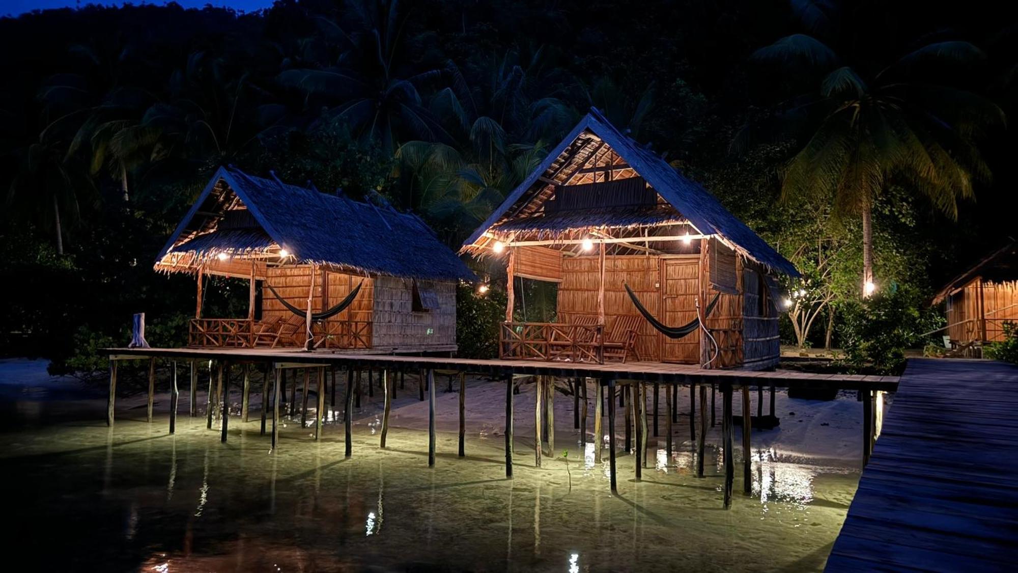 Nyande Raja Ampat Hotel Pulau Mansuar Bagian luar foto