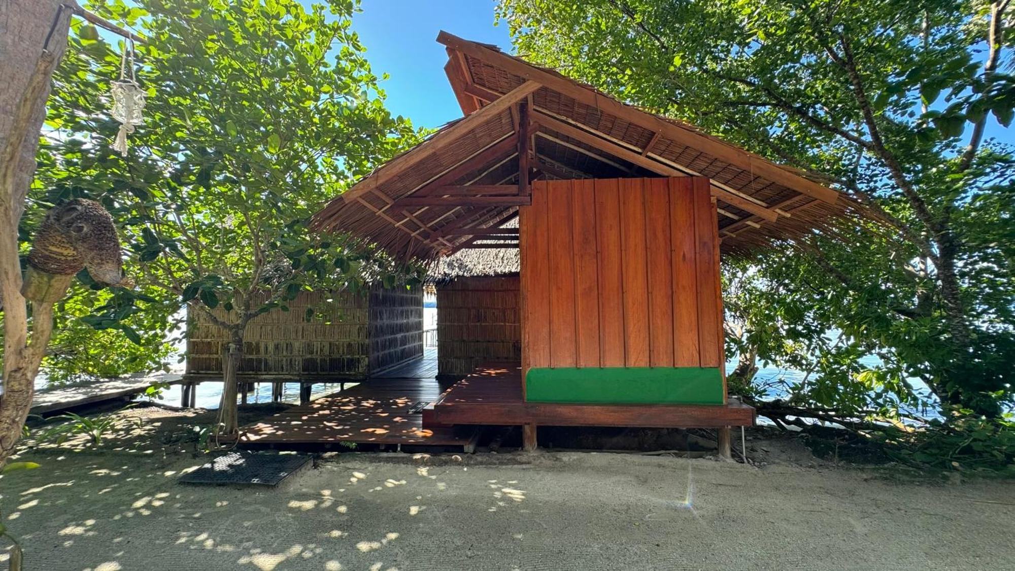 Nyande Raja Ampat Hotel Pulau Mansuar Bagian luar foto